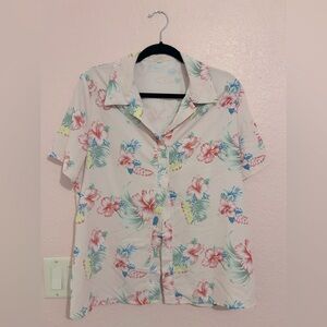 Women’s size small button up Hawaiian shirt.